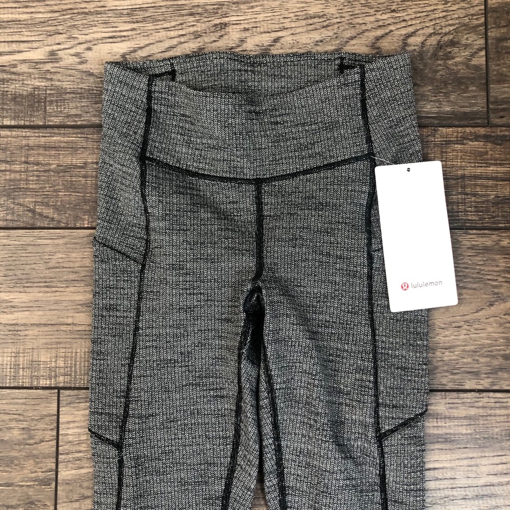 Lululemon Speed Up MR Tight NWT